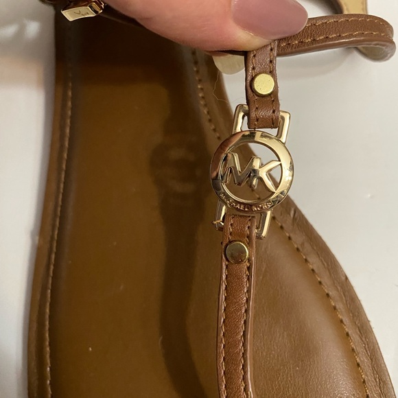 Michael Kors Thong T- Strap Flats Sandals women’s size 9M, Brown - Picture 11 of 15